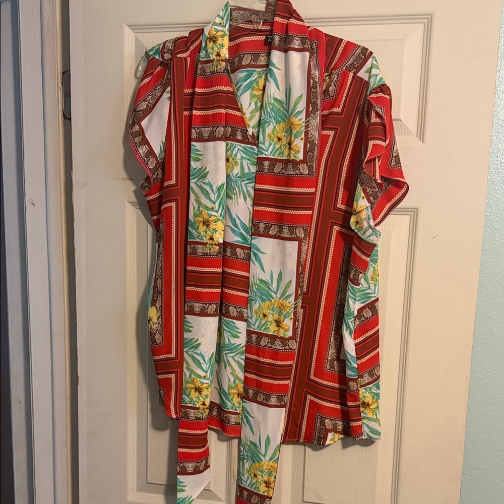 Floral Striped Women's Blouse - Red and White